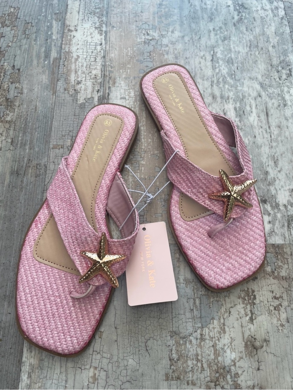 NWT Olivia and Kate Gold Starfish Pink Sandals